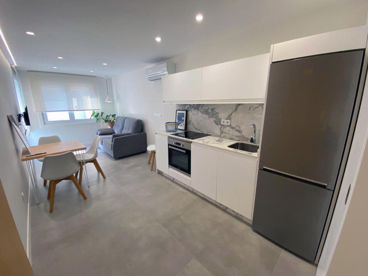 Apartamentos Angelito Playa America A 尼格兰 外观 照片